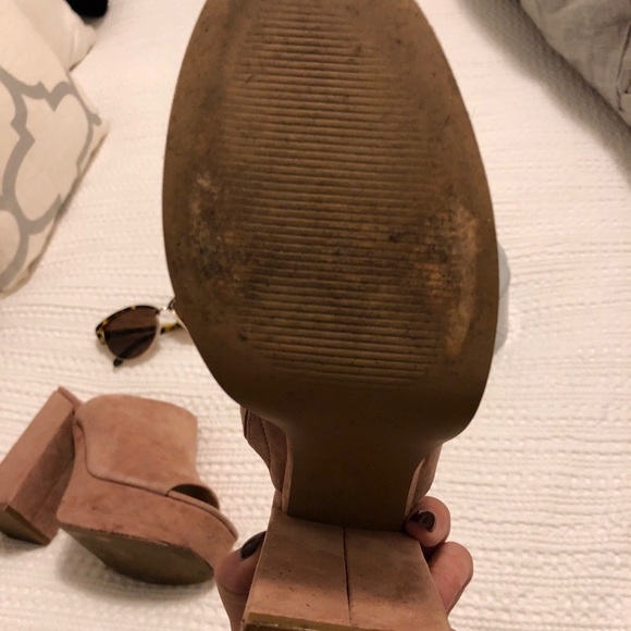 Steve Madden Suede Pink Clogs - Picture 4 of 4